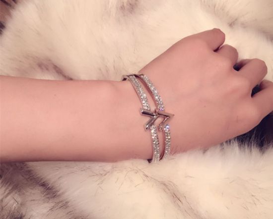 Picture of Water Diamond Letter Temperament Bracelet Bracelet