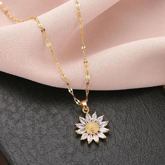 Picture of New Retro Sunflower Titanium Steel Necklace