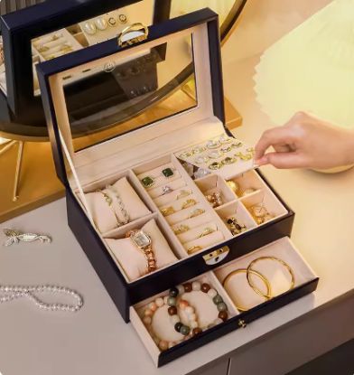 Picture of Jewelry storage box high-grade exquisite earrings earrings necklace multi-layer large-capacity jewelry box belt lock