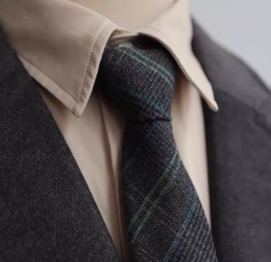 Picture of Feel Good, lazy zipper business dress plaid imitation wool tie, men pull a gray gift box